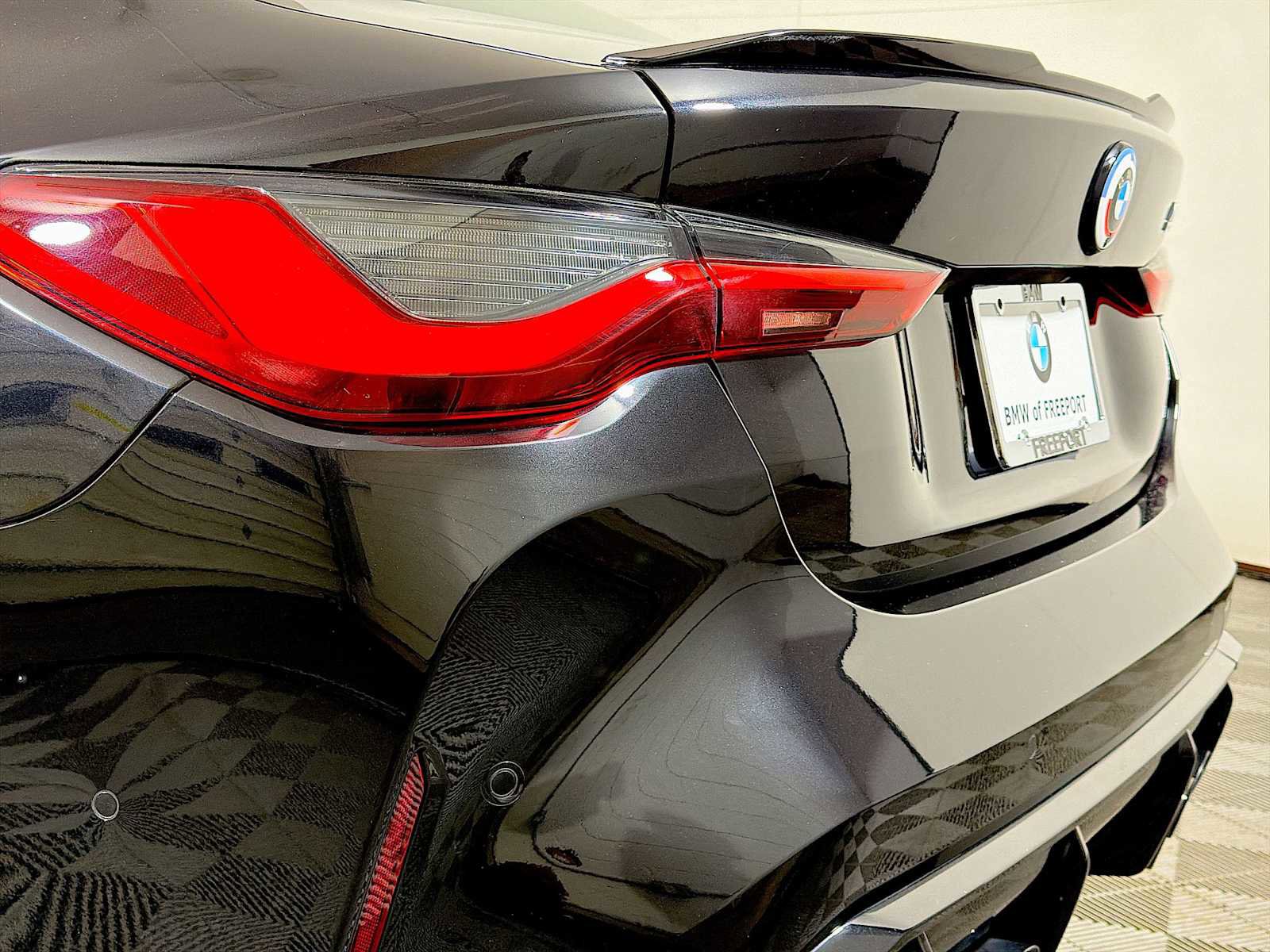 Used 2023 BMW M4 Competition w/ Executive Package image 26