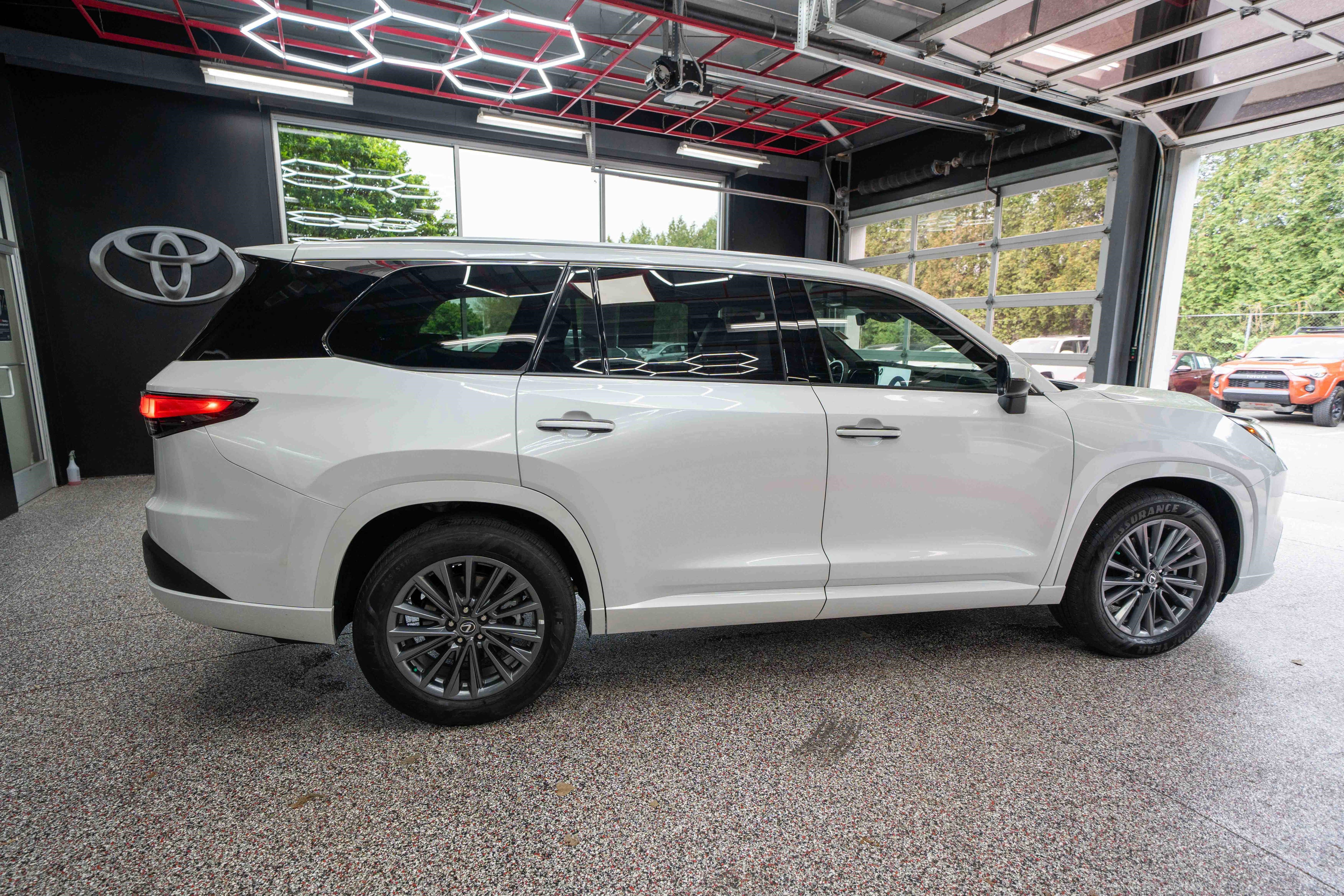 Used 2024 Lexus TX 350 AWD w/ Cold Weather Package image 4