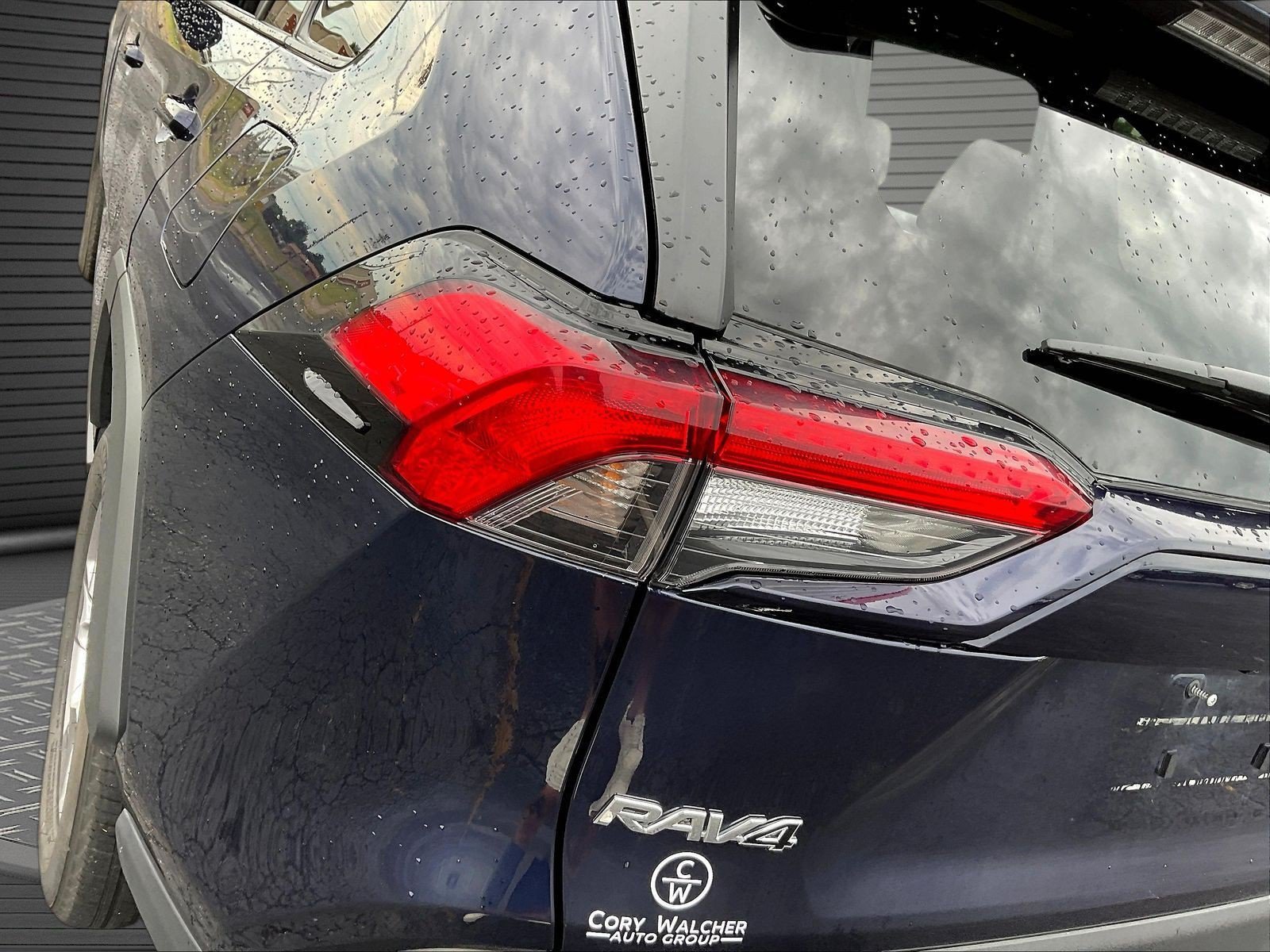 Used 2025 Toyota RAV4 XLE AWD/4WD image 21