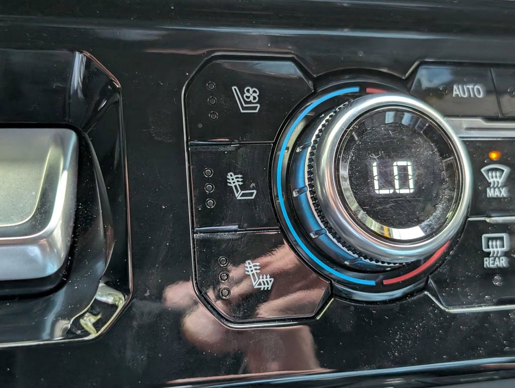 Used 2024 GMC Sierra 2500 Denali w/ Denali Reserve Package AWD/4WD image 38