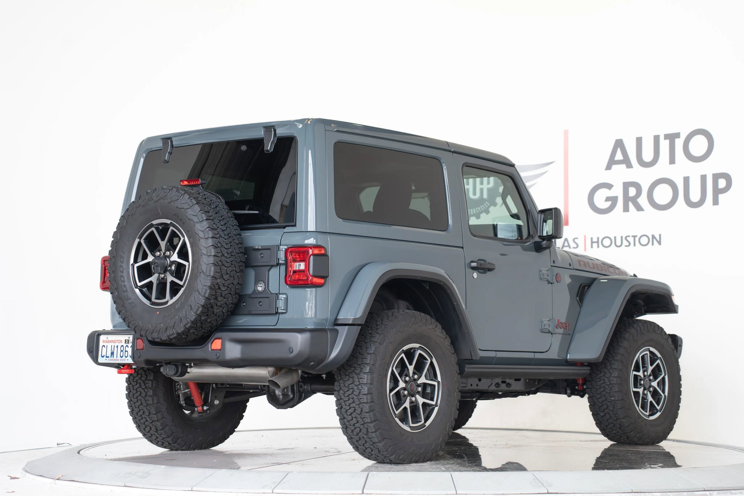 Used 2024 Jeep Wrangler Rubicon image 39