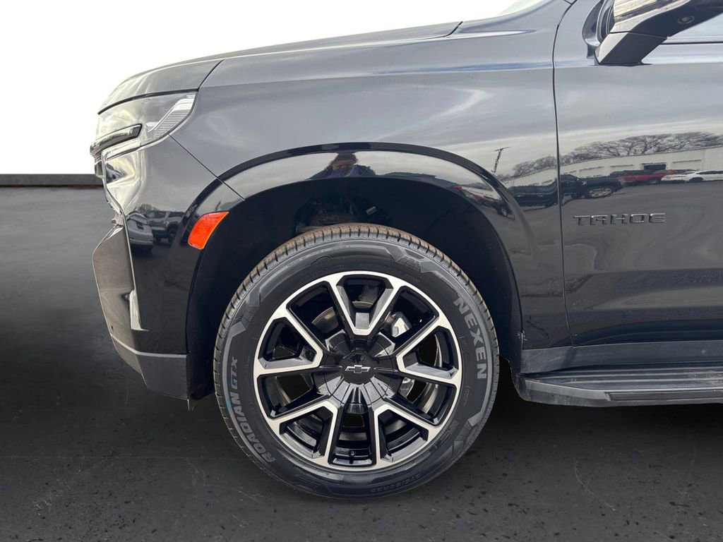 Used 2022 Chevrolet Tahoe RST w/ Luxury Package image 13