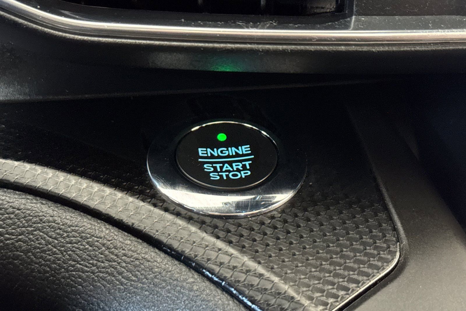 Used 2020 Ford Explorer ST w/ Premium Technology Package image 19