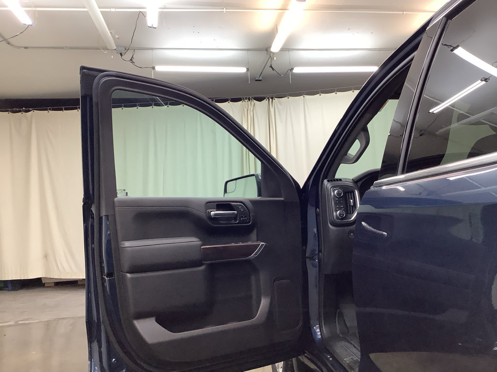 Used 2022 GMC Sierra 1500 SLT w/ SLT Premium Package image 15
