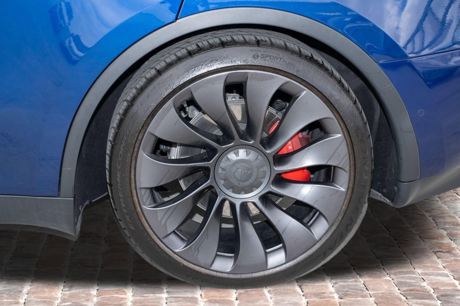 Used 2022 Tesla Model Y Performance image 37