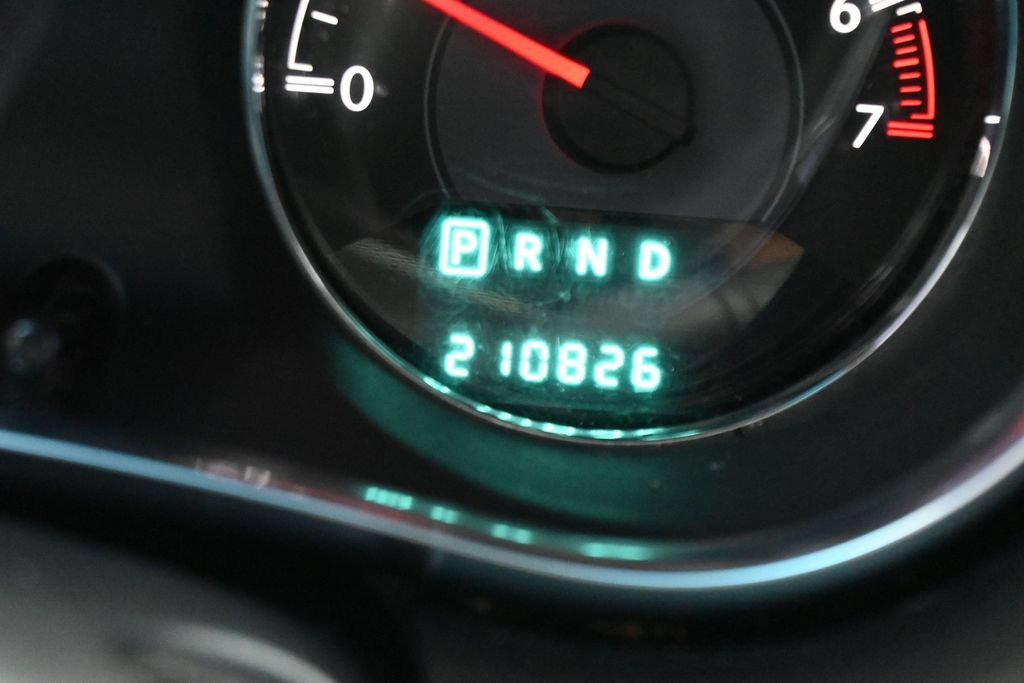 Used 2013 Chrysler 200 Limited FWD image 15