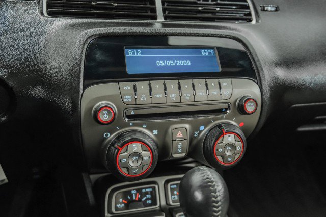 Used 2010 Chevrolet Camaro SS image 24