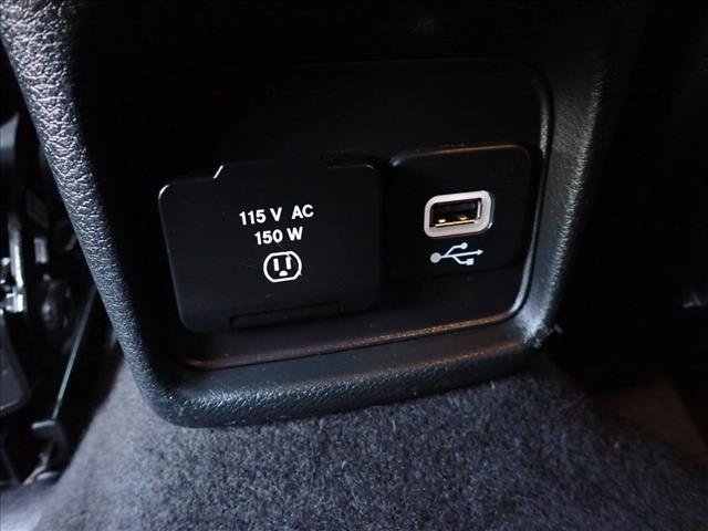Used 2018 Jeep Compass Latitude w/ Popular Equipment Group AWD/4WD image 10