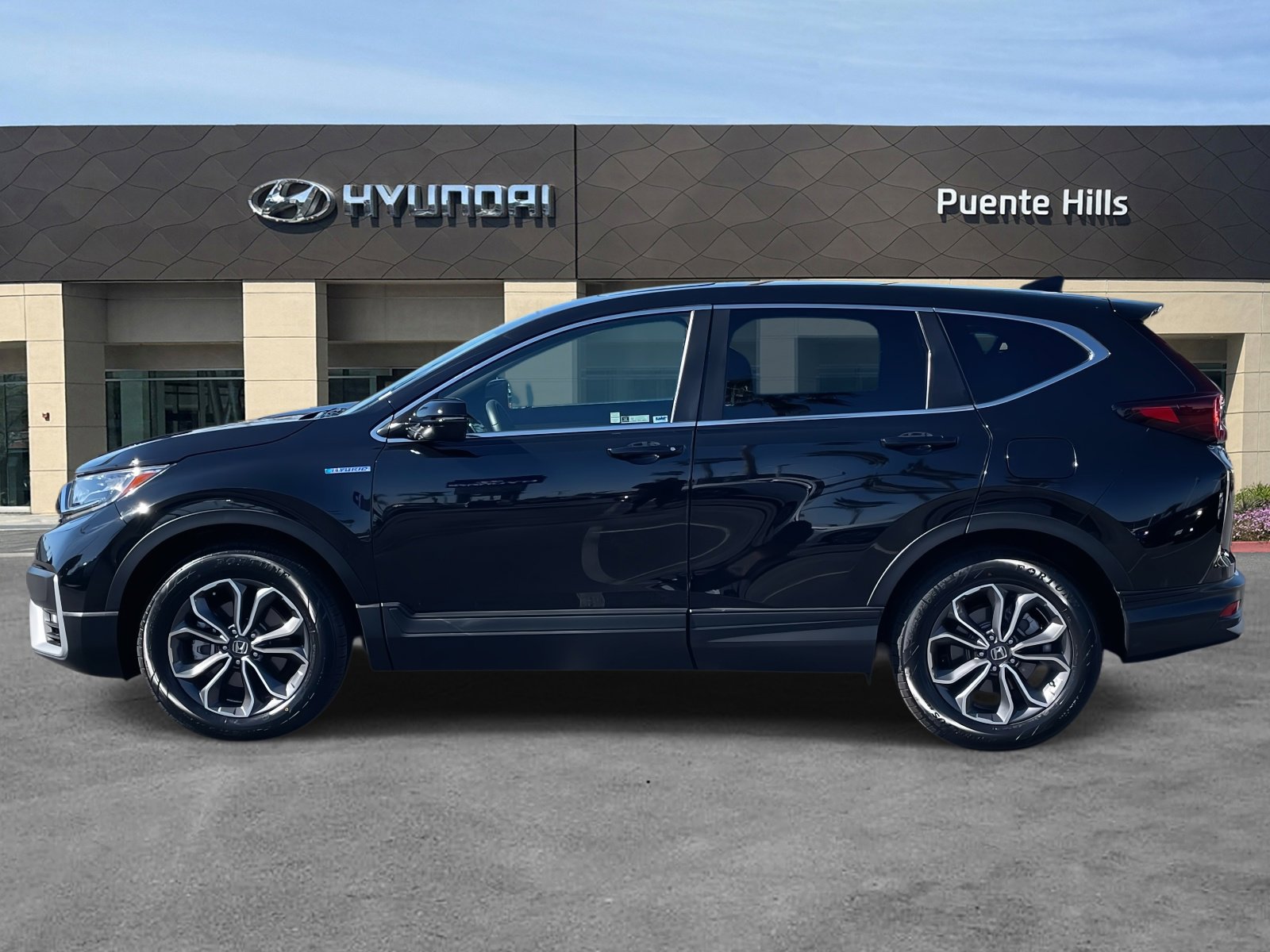 Used 2022 Honda CR-V EX image 3