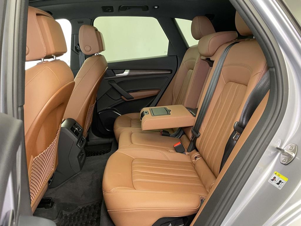 Certified 2023 Audi Q5 2.0T Premium w/ Convenience Package image 19