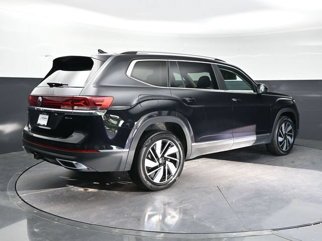 Used 2025 Volkswagen Atlas SEL AWD/4WD image 5