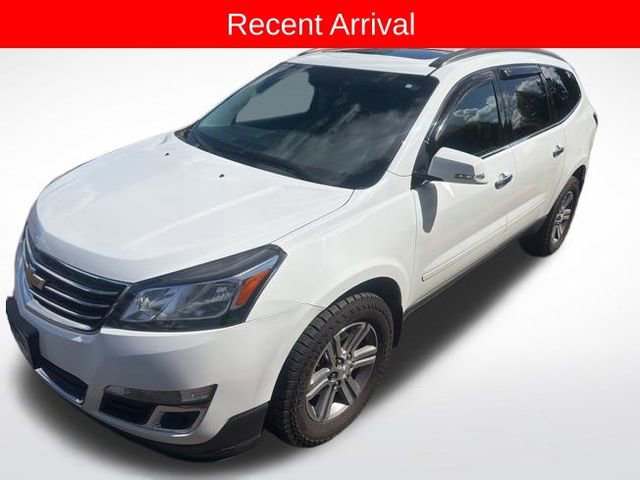 Used 2016 Chevrolet Traverse LT image 2
