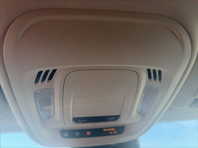 Used 2021 Buick Envision Preferred FWD image 25