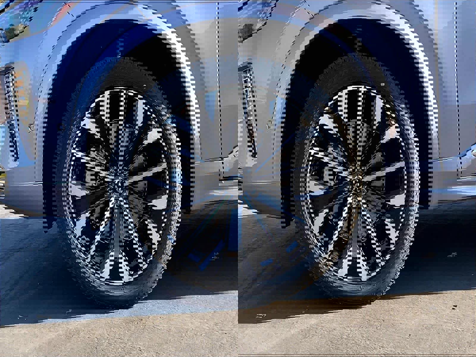 New 2026 Volvo XC90 B5 Plus w/ Protection Package image 14