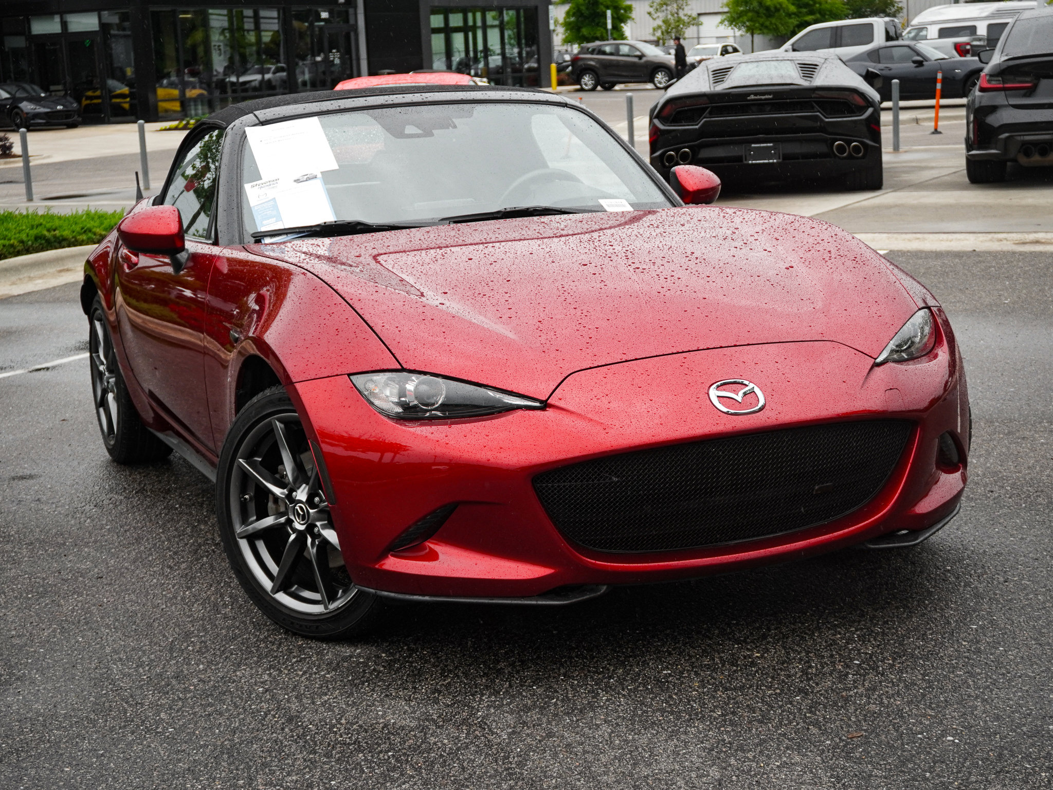 Used 2019 MAZDA MX-5 Miata Grand Touring w/ GT-S Package RWD image 2