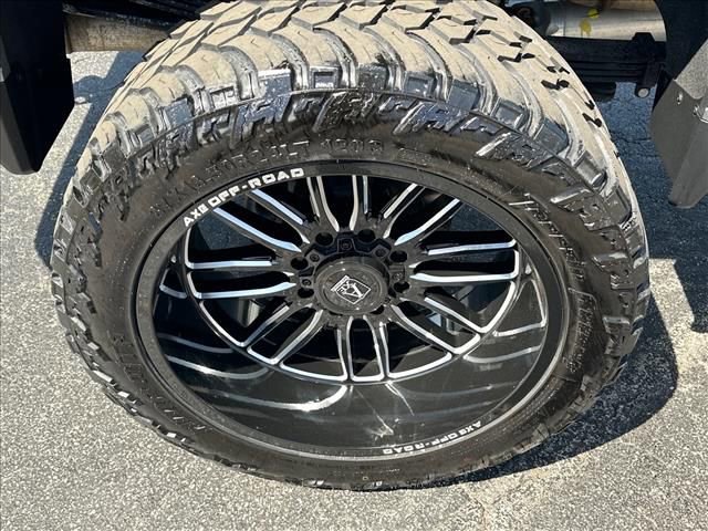 Used 2024 GMC Sierra 2500 Denali Ultimate AWD/4WD image 37