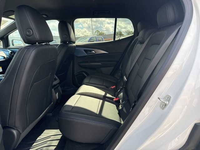 New 2026 Chevrolet Equinox EV LT image 15