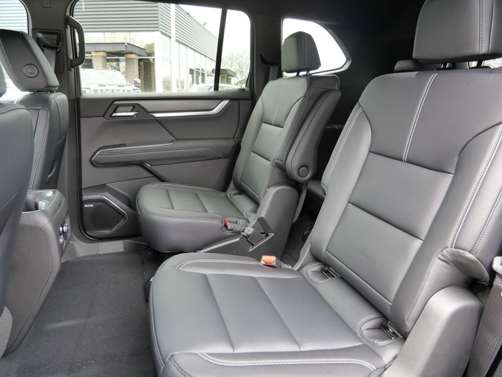 New 2026 GMC Acadia Elevation w/ Black Edition AWD/4WD image 34