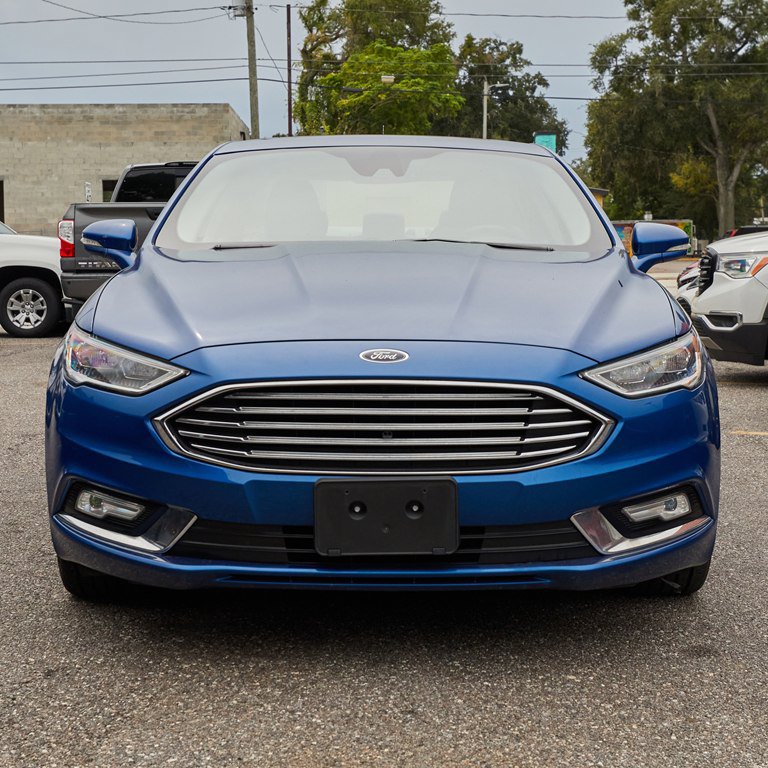 Used 2017 Ford Fusion Energi SE FWD image 2