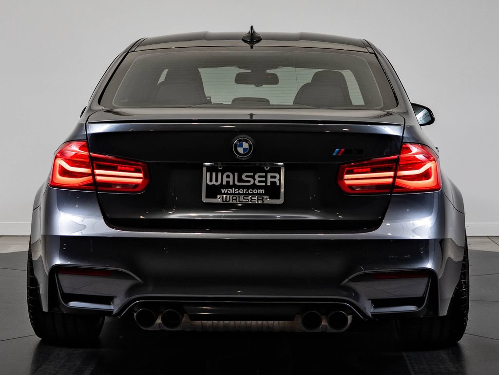 Used 2018 BMW M3 RWD image 7