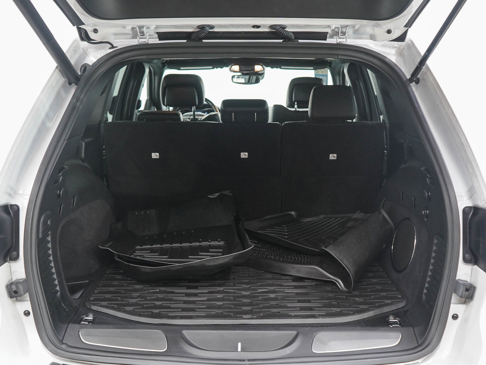 Used 2021 Jeep Grand Cherokee High Altitude AWD/4WD image 16