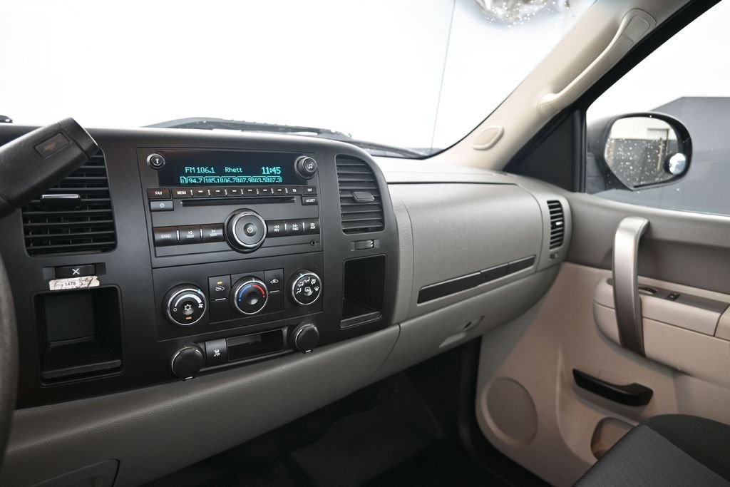 Used 2011 Chevrolet Silverado 1500 W/T w/ LS Package RWD image 20