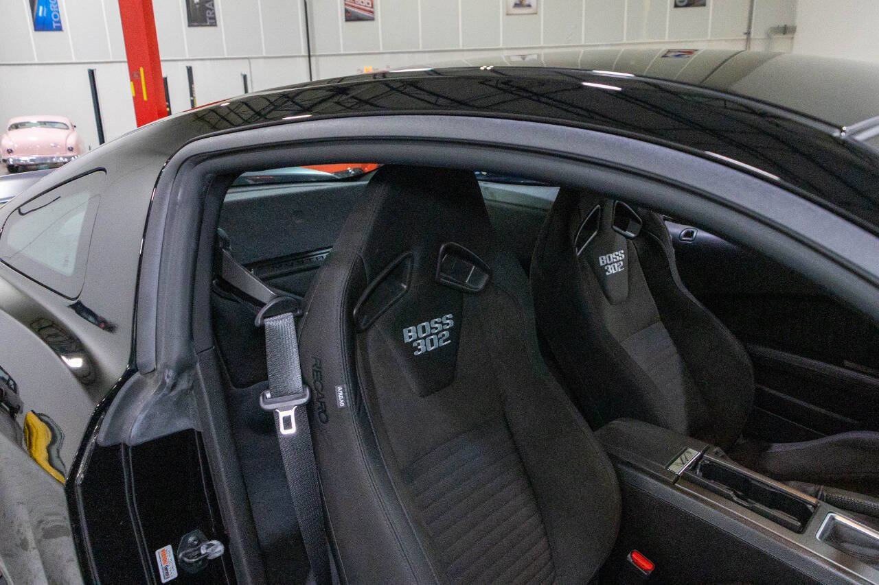 Used 2013 Ford Mustang Boss 302 RWD image 38