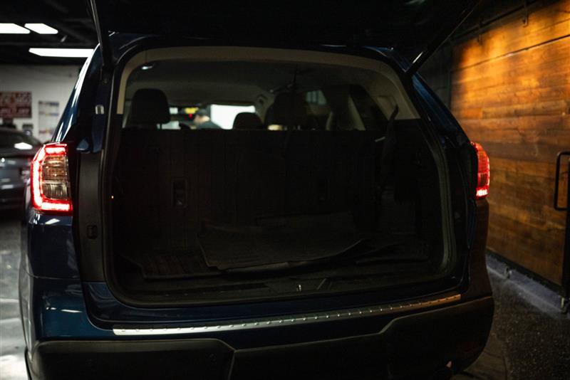 Used 2019 Subaru Ascent Limited w/ Popular Package #3 AWD/4WD image 7