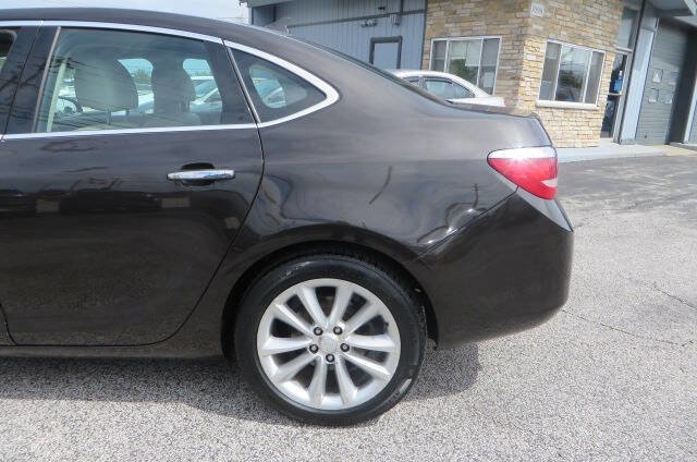 Used 2014 Buick Verano FWD image 35