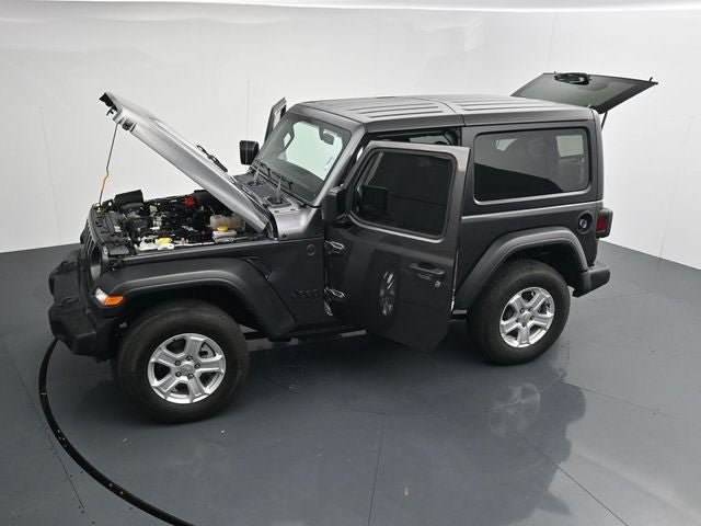 Used 2023 Jeep Wrangler Sport AWD/4WD image 43
