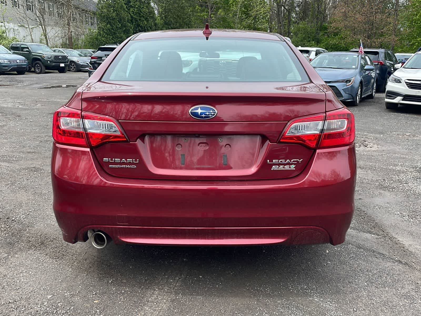 Used 2016 Subaru Legacy 2.5i Premium AWD/4WD image 6