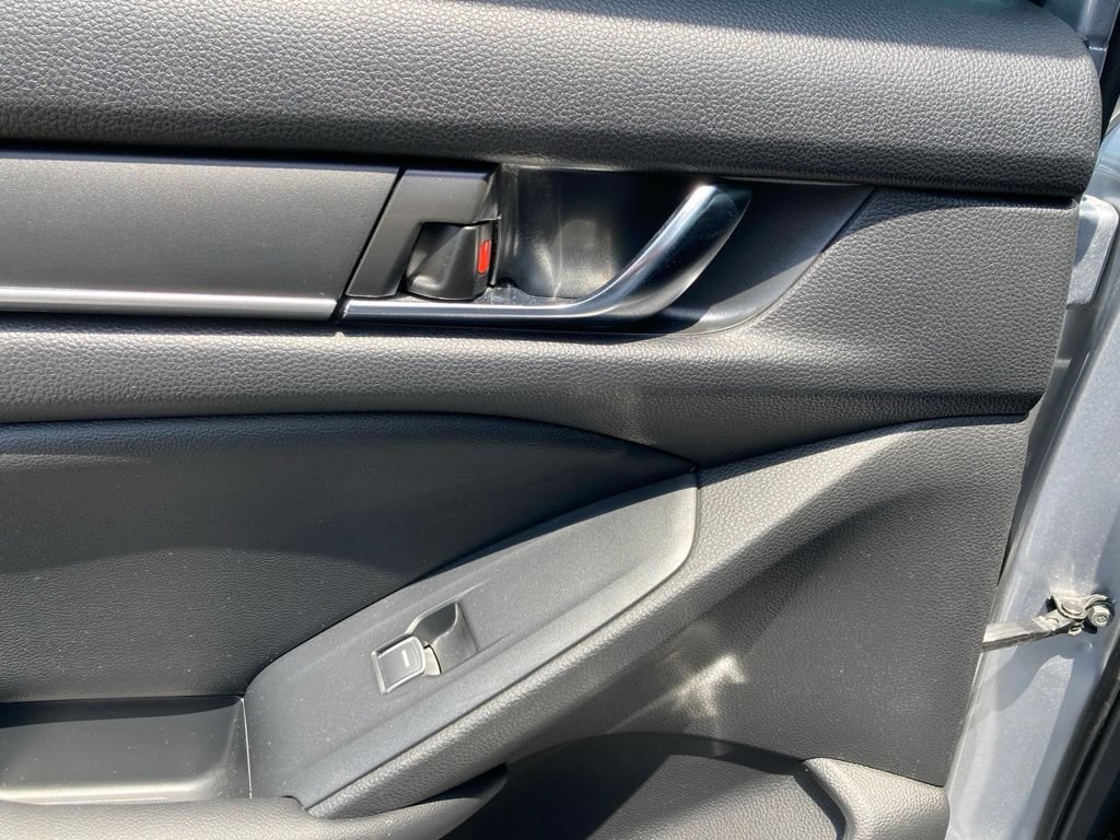 Used 2022 Honda Accord Sport image 10