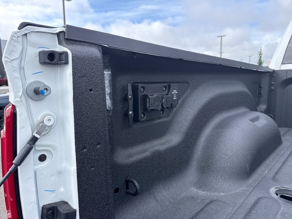 New 2027 RAM 2500 Limited AWD/4WD image 32