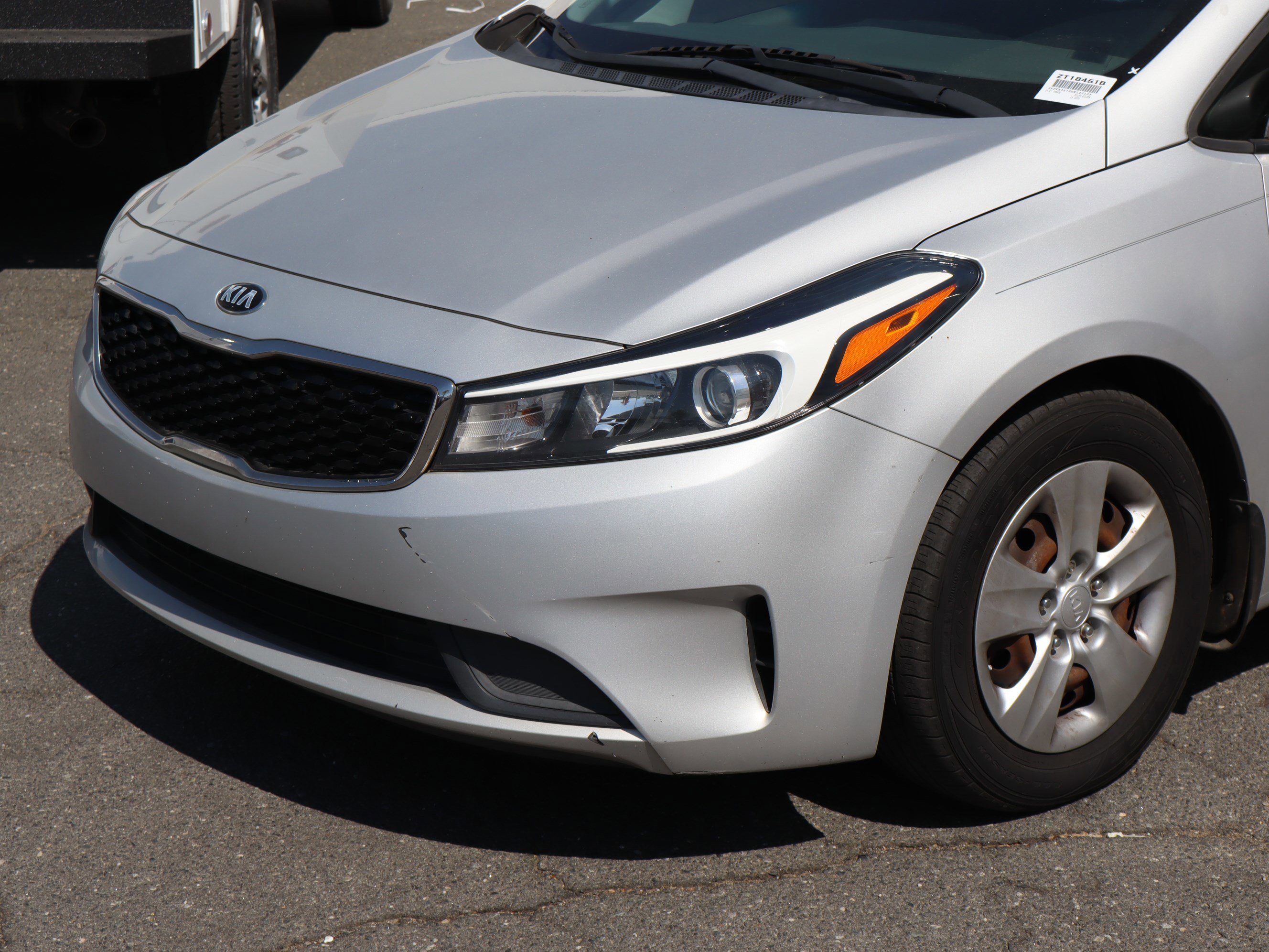 Used 2017 Kia Forte LX FWD image 6