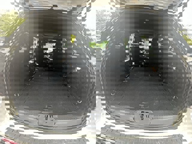 Used 2025 Ford Explorer ST image 13