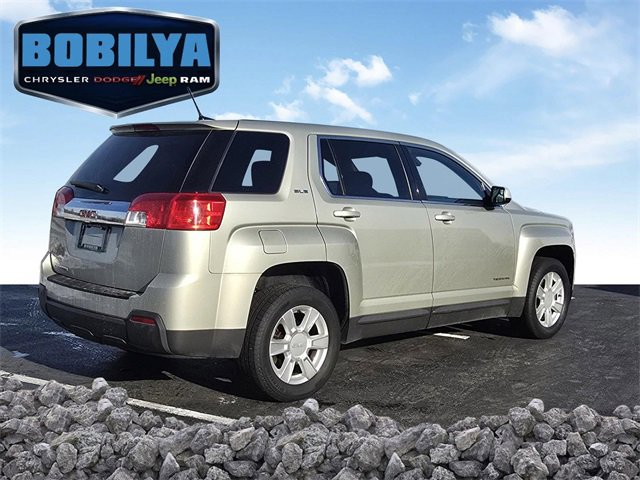 Used 2013 GMC Terrain SLE image 3