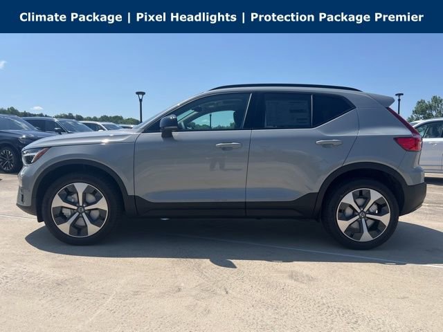 New 2026 Volvo XC40 B5 Plus w/ Protection Package Premier image 4