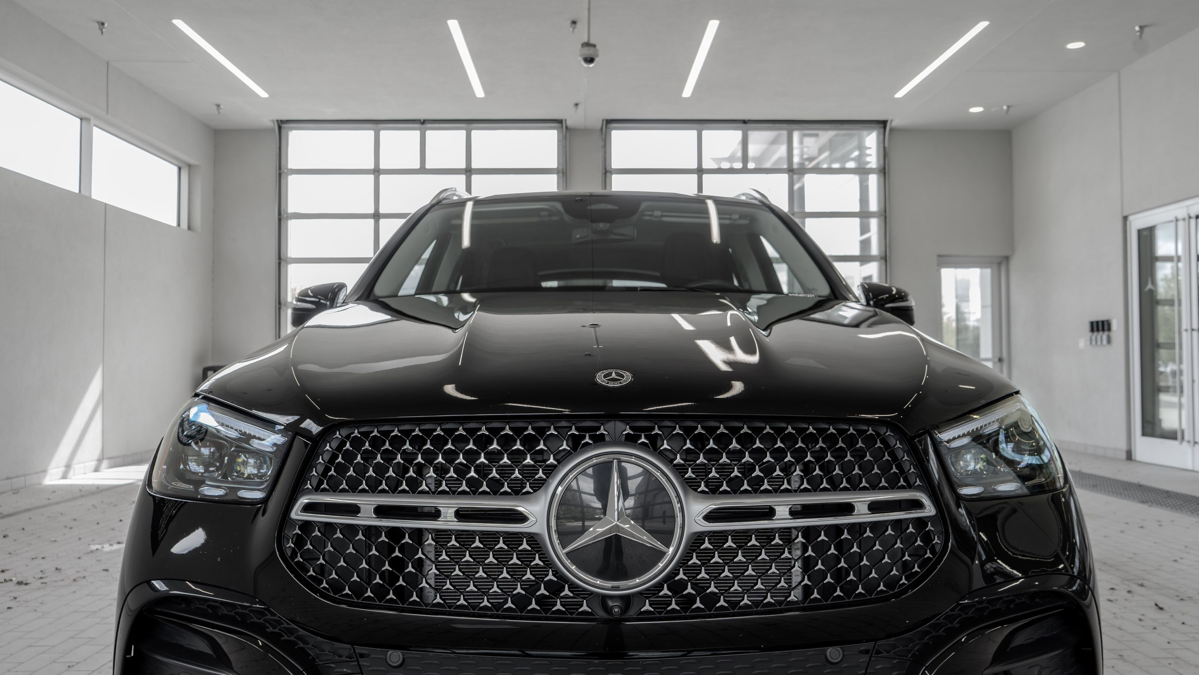 Certified 2025 Mercedes-Benz GLE 450 4MATIC image 23
