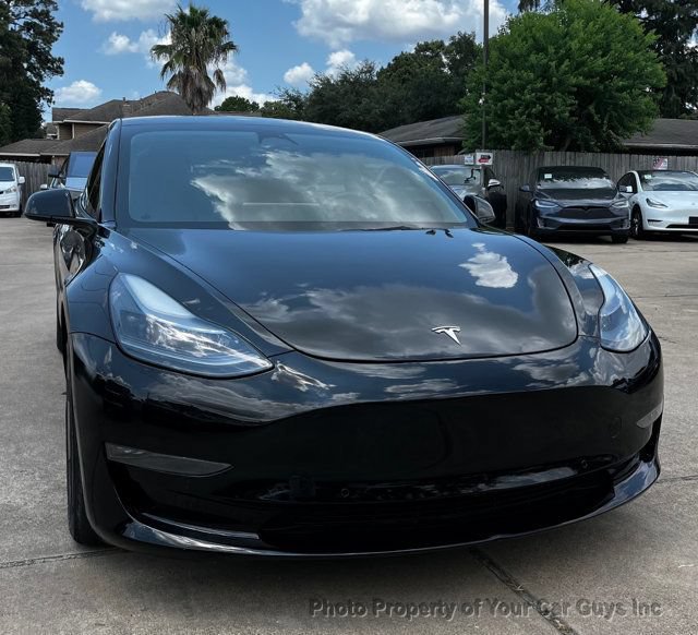 Used 2022 Tesla Model 3 Long Range AWD/4WD image 3