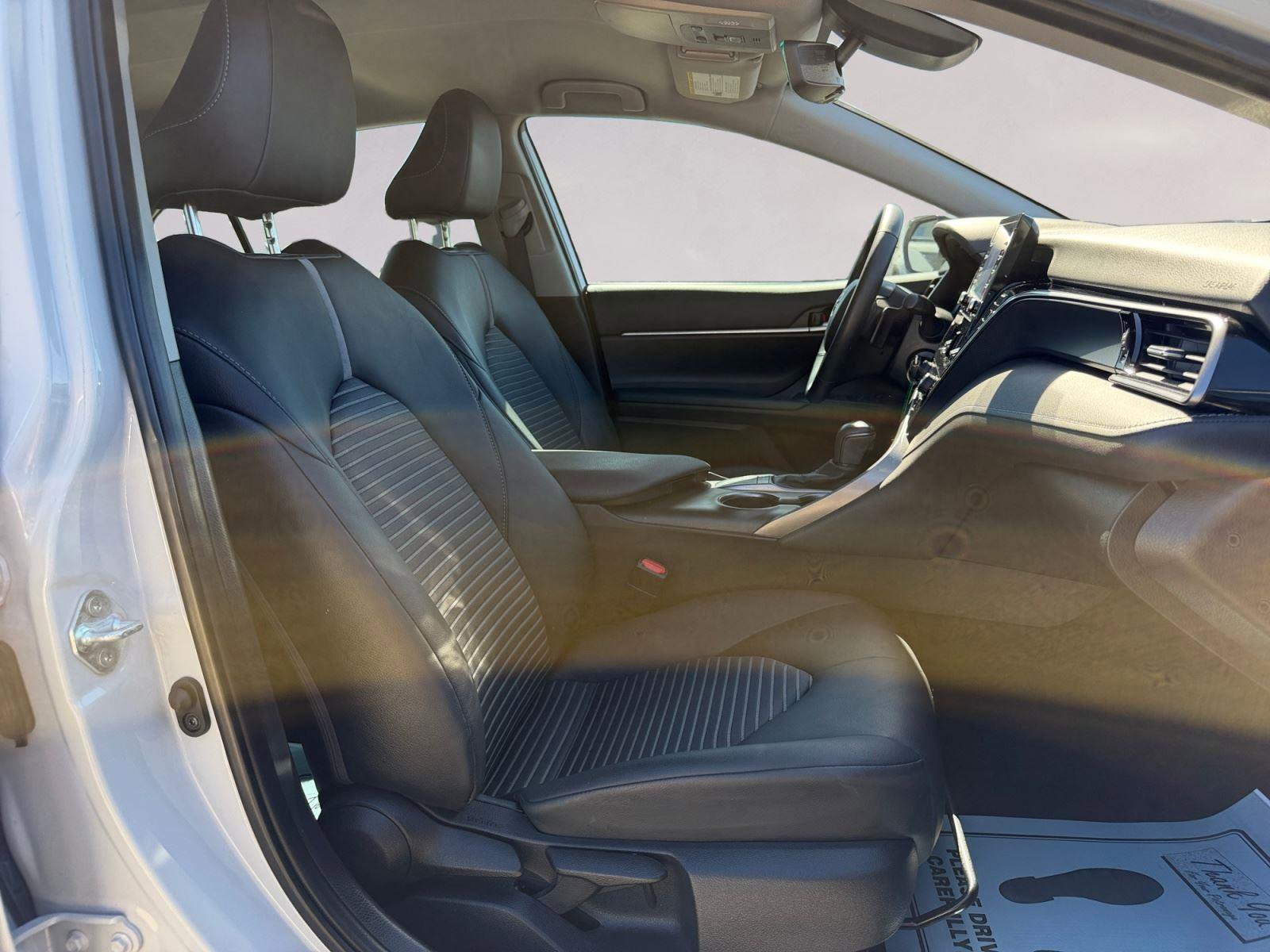 Used 2023 Toyota Camry SE image 15