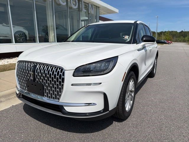 Used 2024 Lincoln Corsair AWD image 10