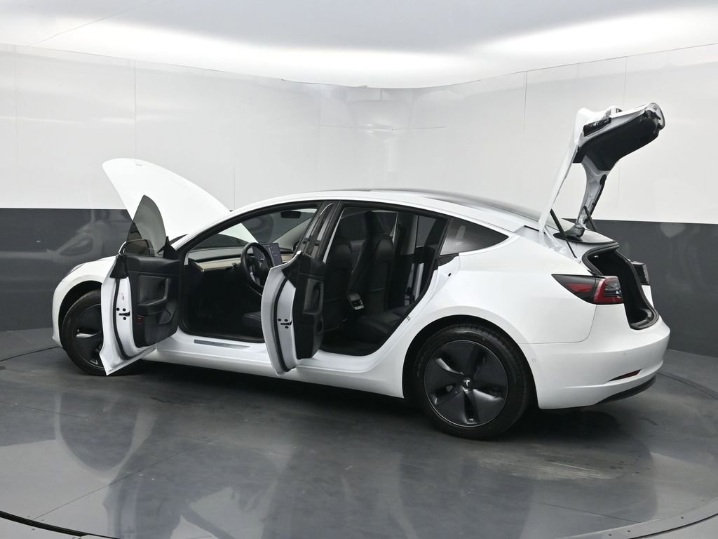 Used 2019 Tesla Model 3 Standard Range Plus image 36