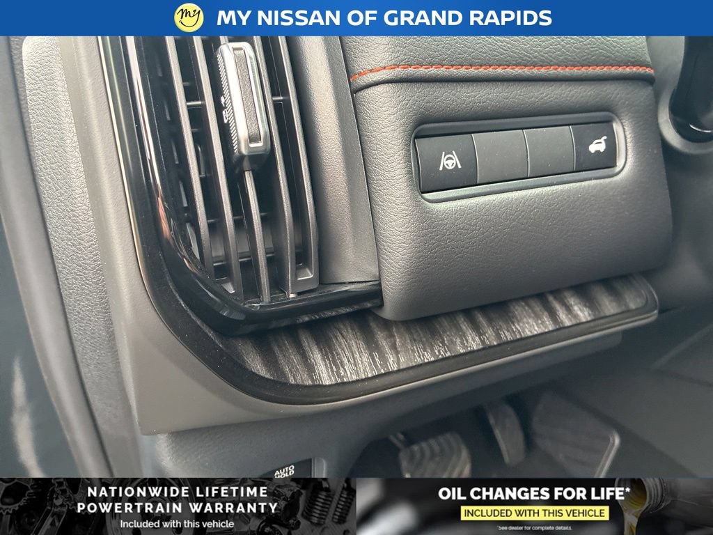 New 2026 Nissan Armada PRO-4X w/ Captain's Chari Seat Package AWD/4WD image 15