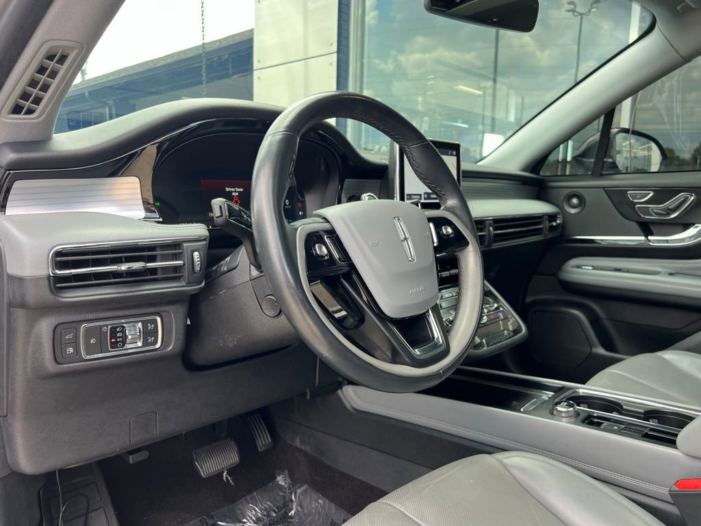 Used 2021 Lincoln Corsair Grand Touring image 34