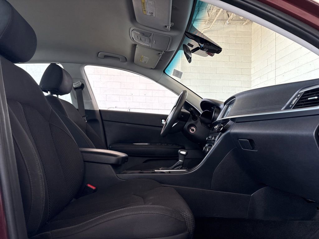 Used 2020 Kia Optima LX FWD image 16