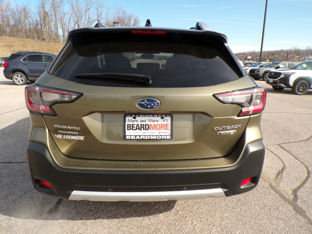 Used 2023 Subaru Outback Touring AWD/4WD image 3