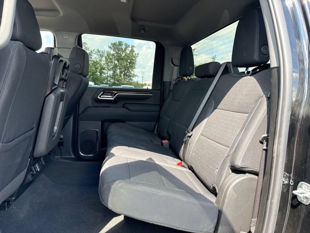 Used 2025 Chevrolet Silverado 2500 LT w/ Convenience Package AWD/4WD image 23