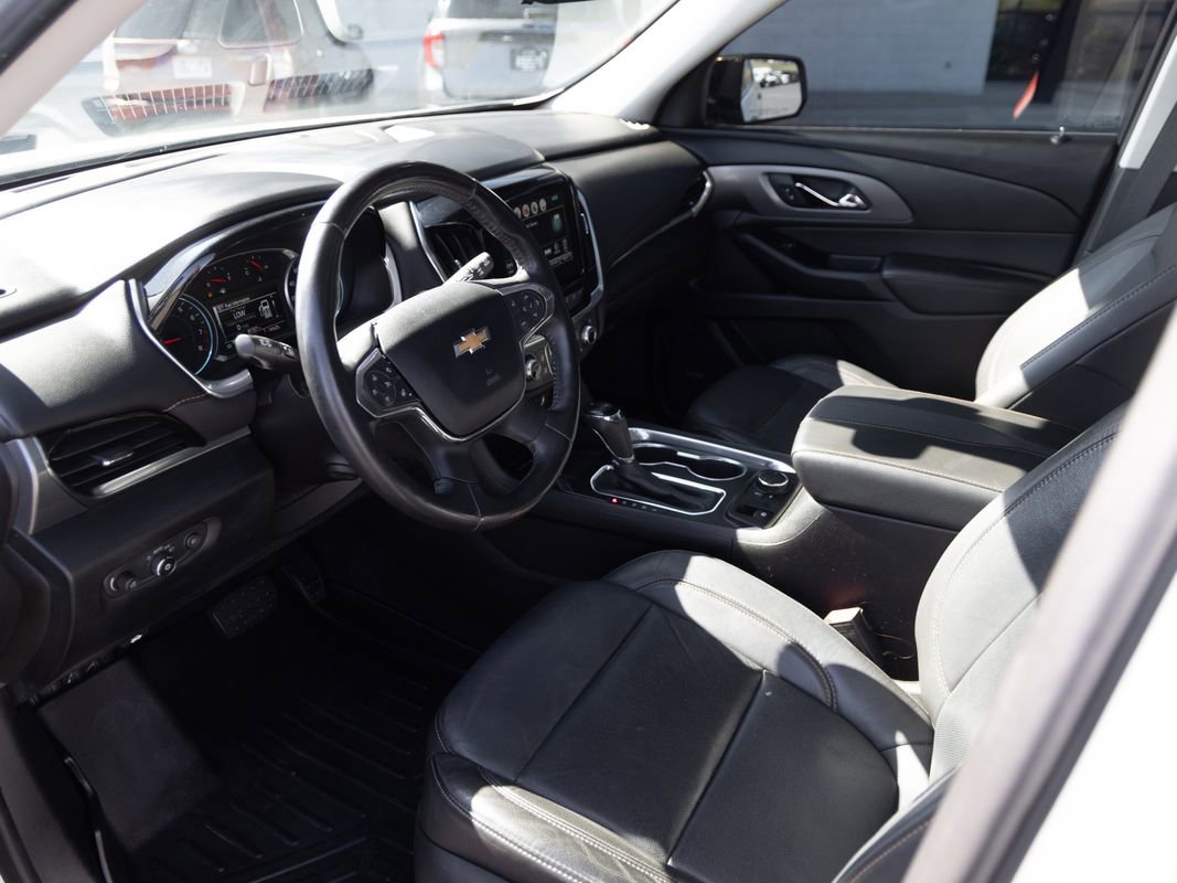 Used 2019 Chevrolet Traverse Premier w/ Redline Edition FWD image 8