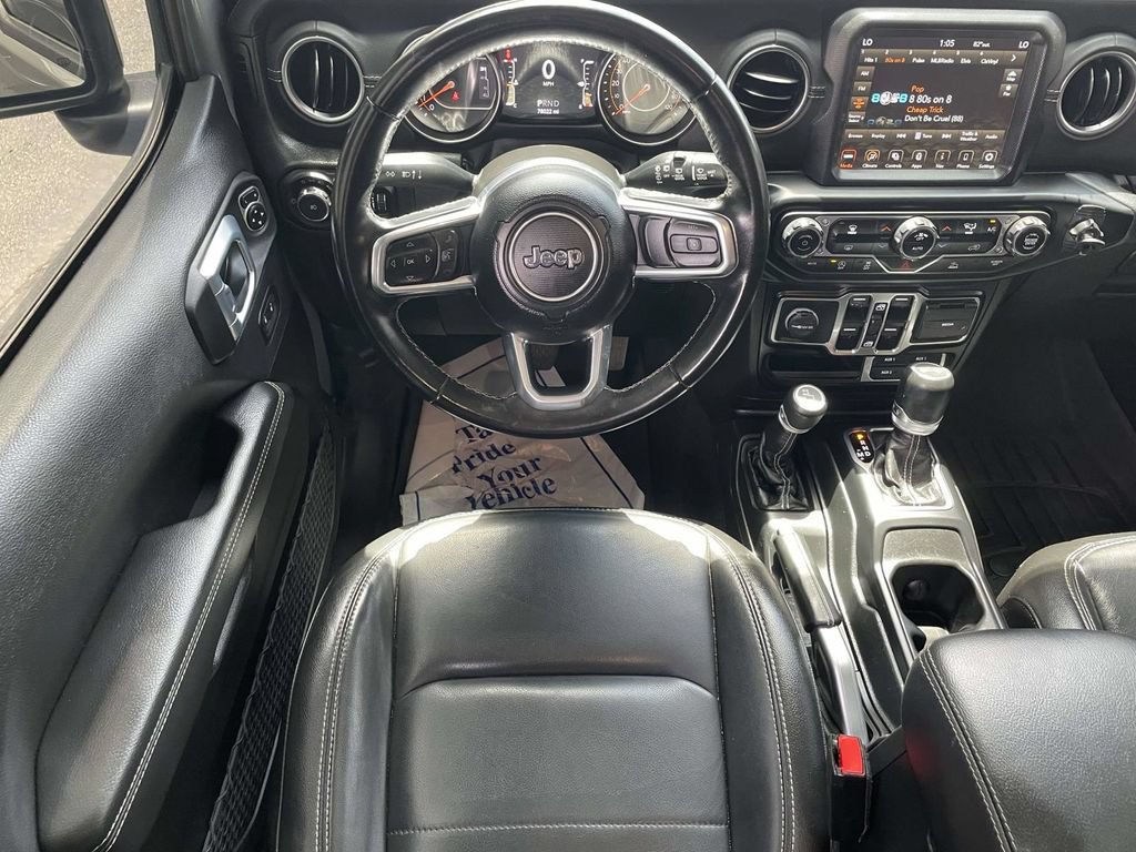Used 2022 Jeep Wrangler Unlimited Sahara AWD/4WD image 21
