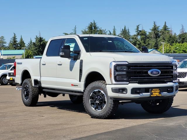 New 2026 Ford F350 Platinum w/ Tremor Off-Road Package